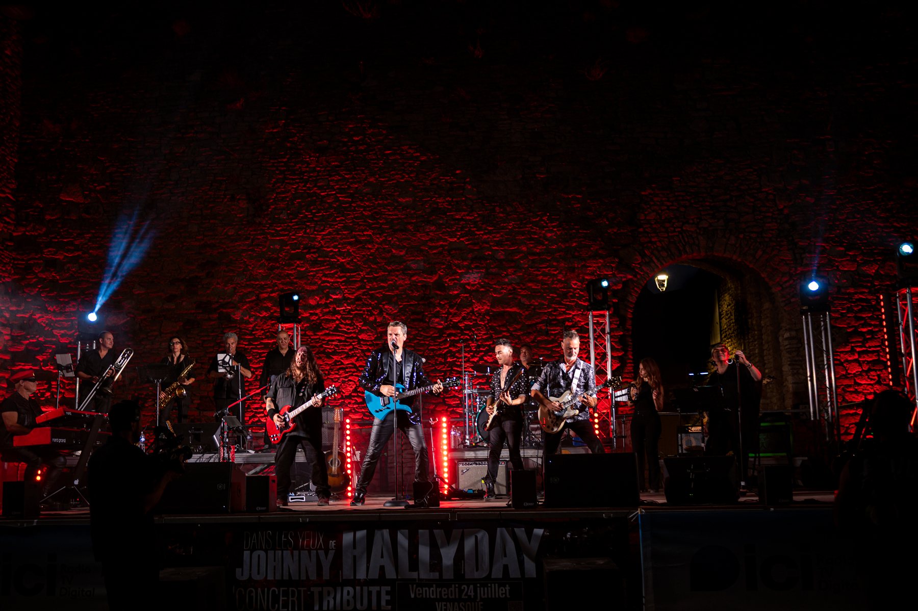 La formation complète en concert à Venasque